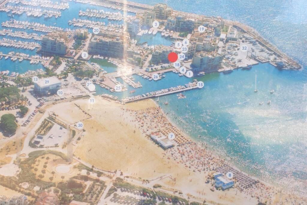 Face Entre Et Marina *